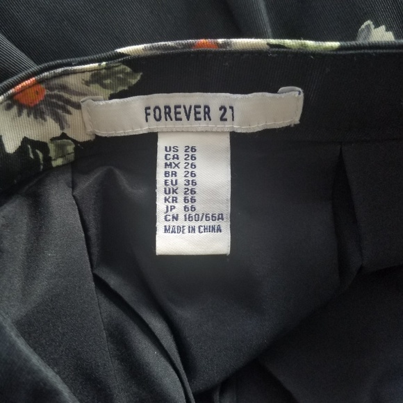 🌼Forever 21 Black Floral A-Line Skirt Size 26 - Picture 5 of 5